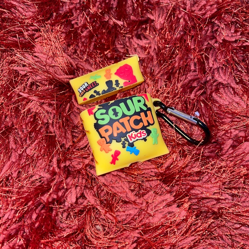 Apple AirPods 2 and Apple AirPods 1 CASE